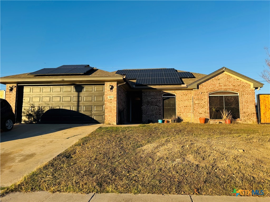 5703 Mandalay Property Photo 12