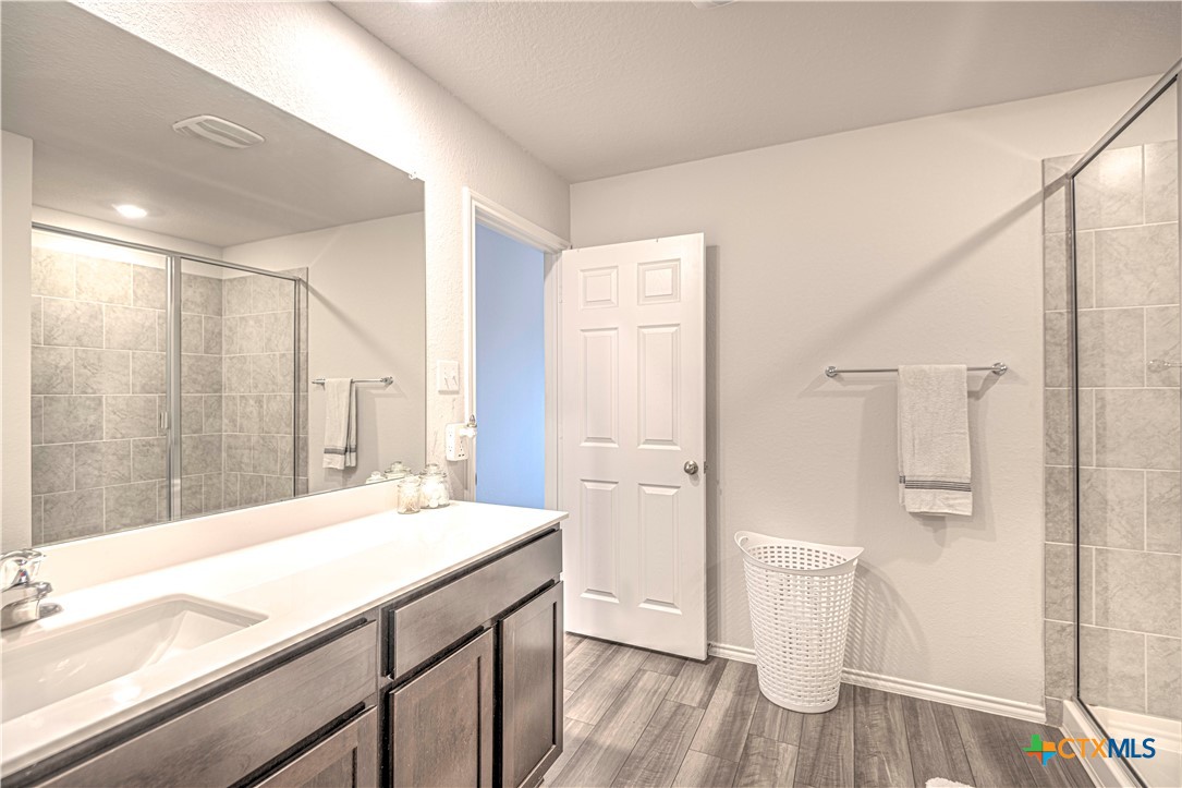 2310 Josie Street Property Photo 21