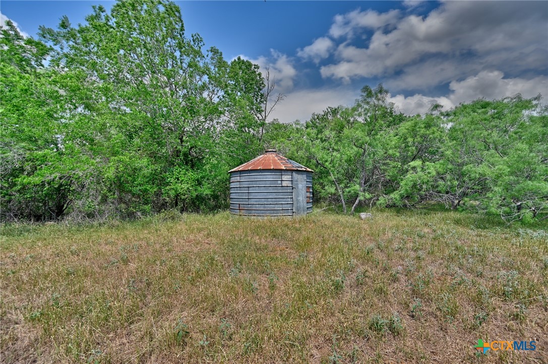 1589 Jeddo Road Property Photo 11