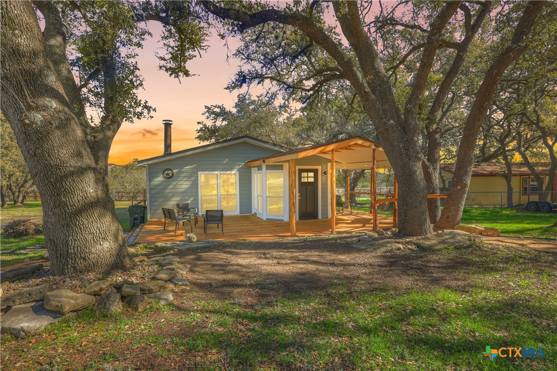 440 Farhills Drive Property Photo