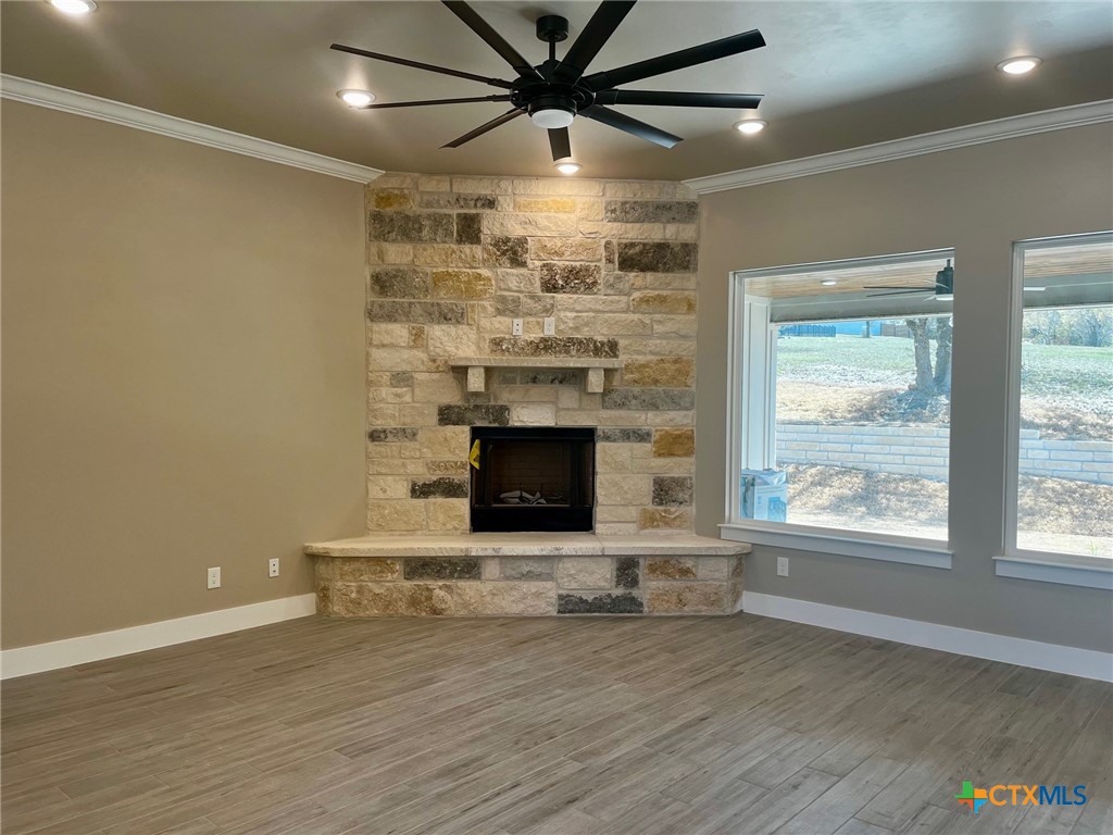 101 Dawna Len Property Photo 2