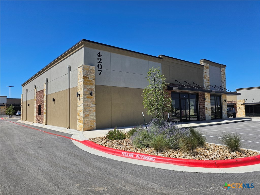 4201 S Fort Hood Street Property Photo 1