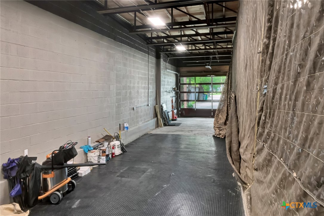 104 E Rio Grande Street Property Photo 16