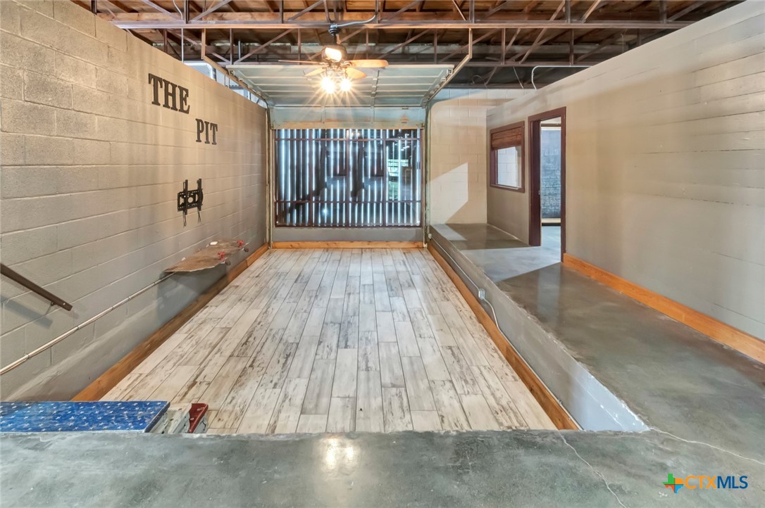 104 E Rio Grande Street Property Photo 32