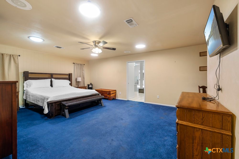 5204 State Highway 317 Property Photo 8