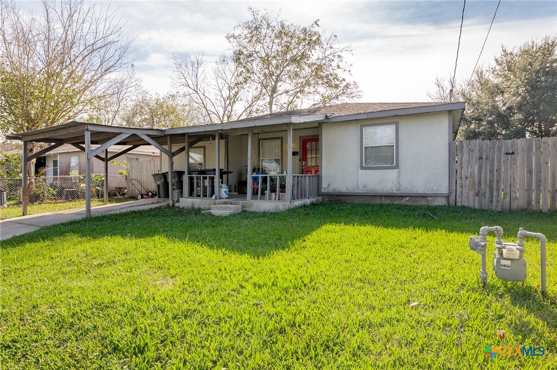 705 E Hiller Street Property Photo