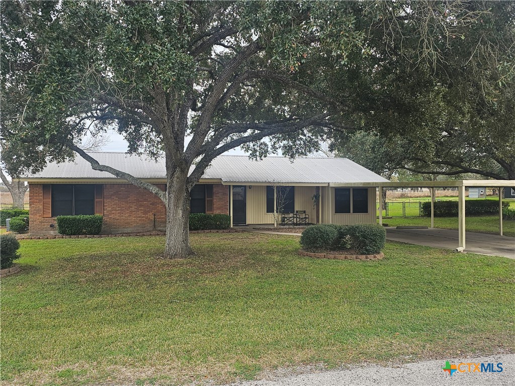 77 Donna Drive Property Photo 1