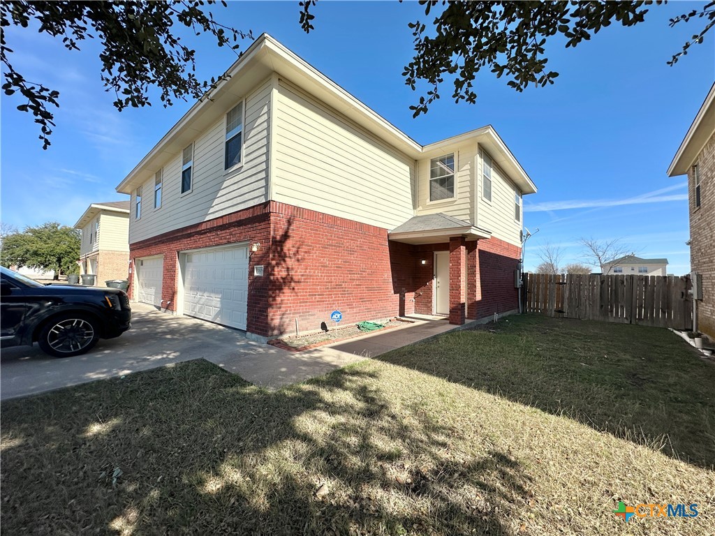 5808 Hamza Circle Property Photo 1