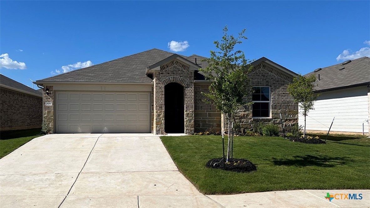 805 BAHIA Place Property Photo 1