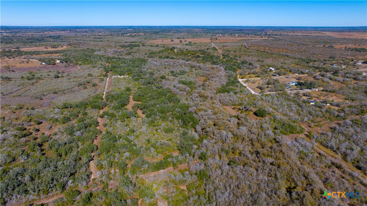 000 Private Road 4002 Property Photo 4