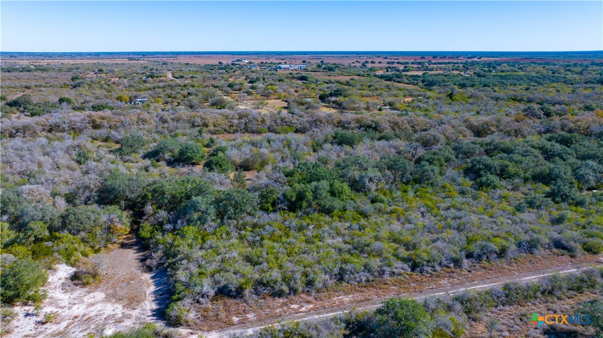 000 Private Road 4002 Property Photo 8