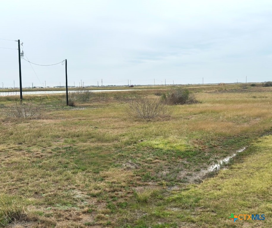 407 Ladyfish Road Property Photo 1