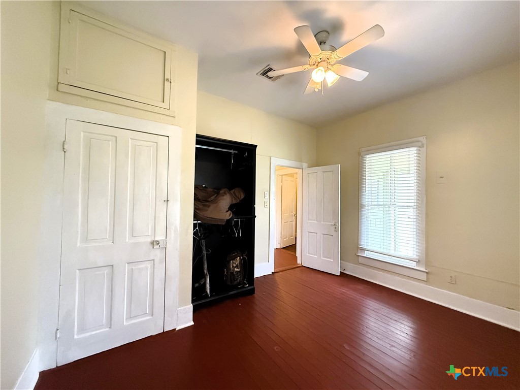 402 Alamo Street Property Photo 12