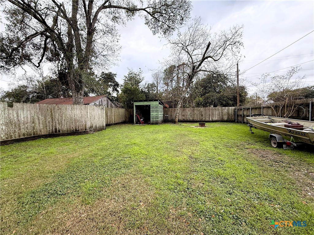 402 Alamo Street Property Photo 34