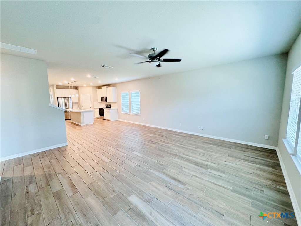 1280 Ella Crossing Property Photo 6