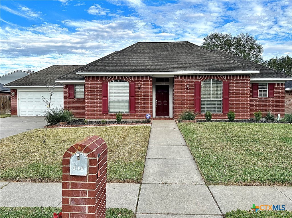 310 Kelly Drive Property Photo 1