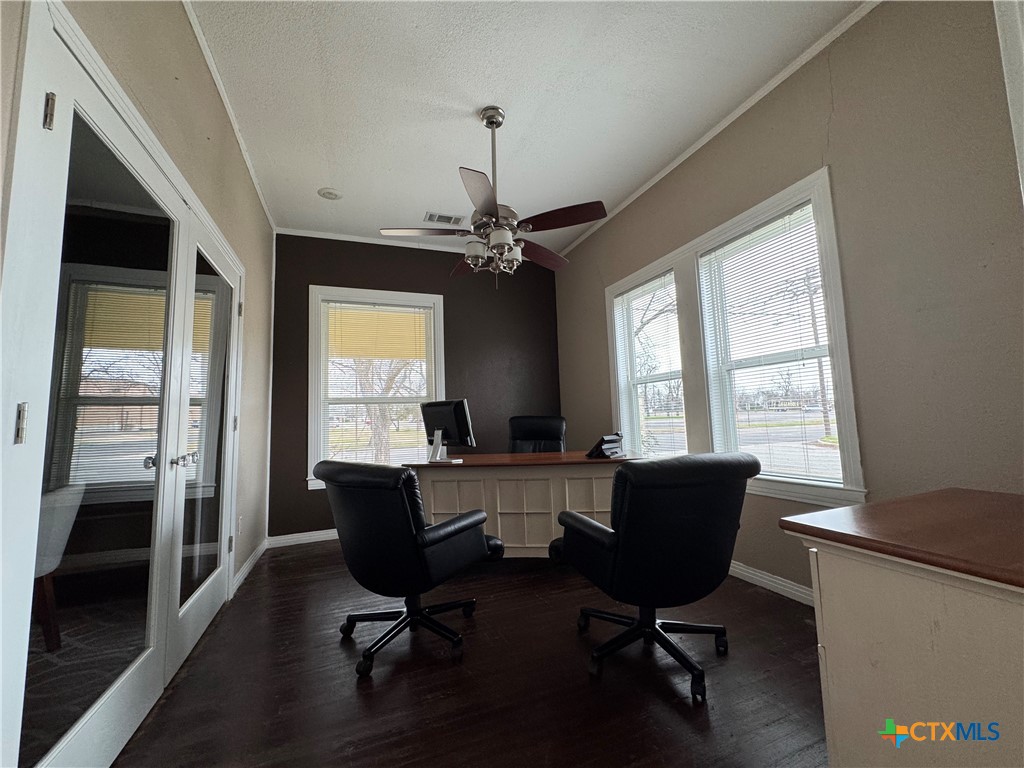101 S 25th Street Property Photo 2