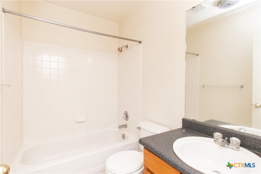 2014 Cedarhill Drive C Property Photo 9