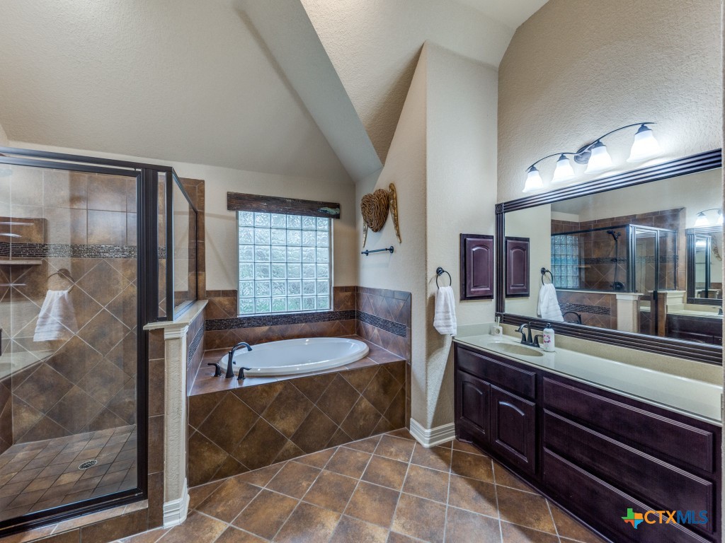 109 Twin Terrace Way Property Photo 15