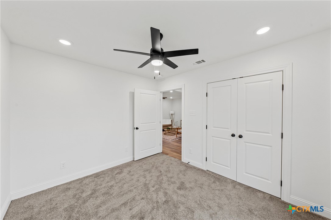 210 S Avenue A Property Photo 25