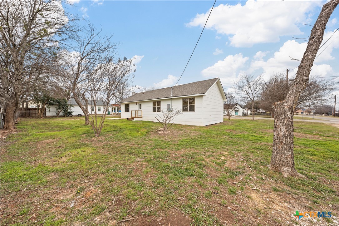 210 S Avenue A Property Photo 30