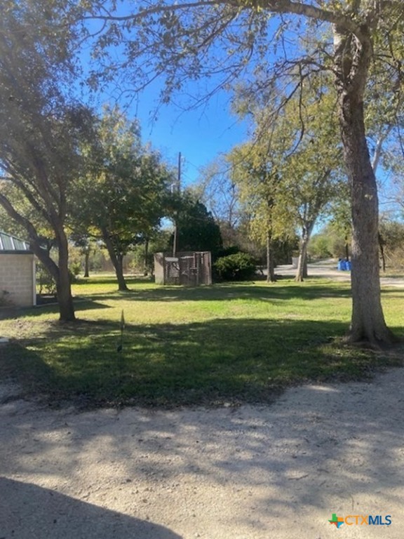 00 Buffalo Gap Property Photo 2