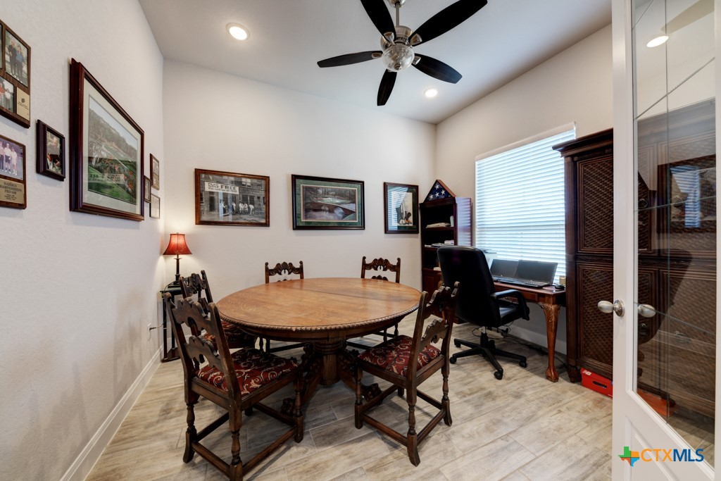 1426 Village Inn Property Photo 6