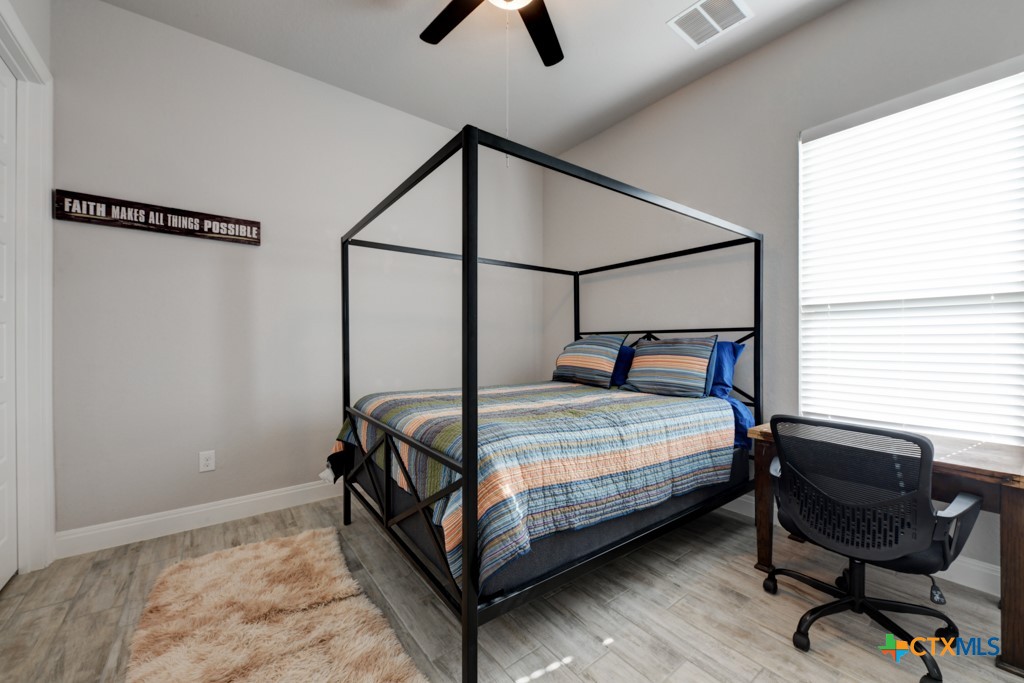 1426 Village Inn Property Photo 32