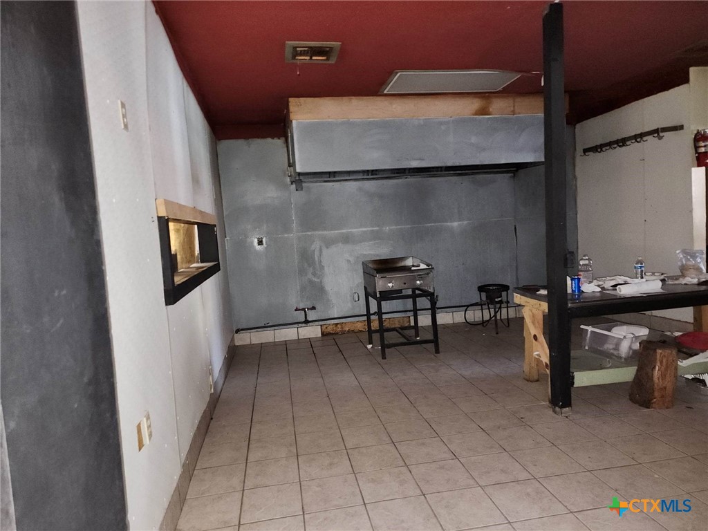 8190 E Us 190 Highway Property Photo 13