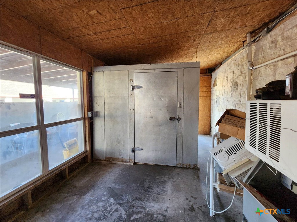 8190 E Us 190 Highway Property Photo 15