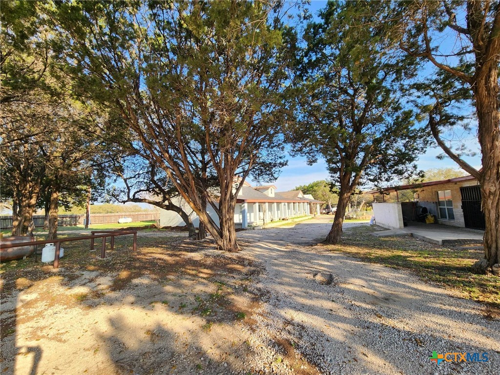 8190 E Us 190 Highway Property Photo 18