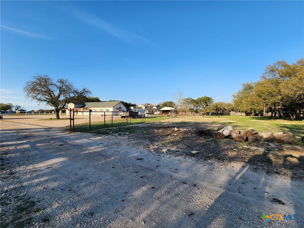 8190 E Us 190 Highway Property Photo 33