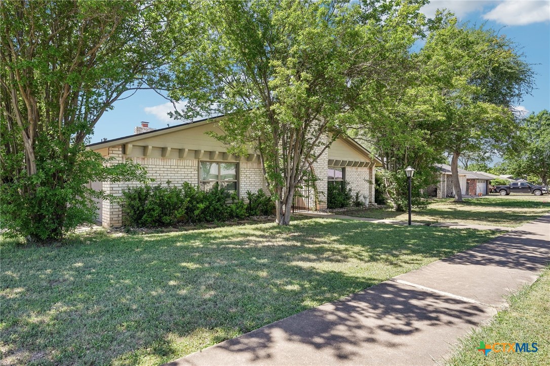 12300 Wipple Tree Cove Property Photo 2