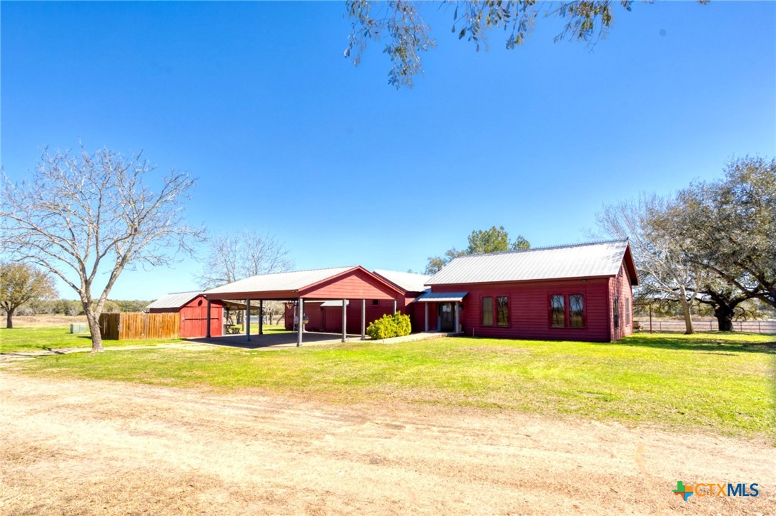 2574 County Road 285 Property Photo 2