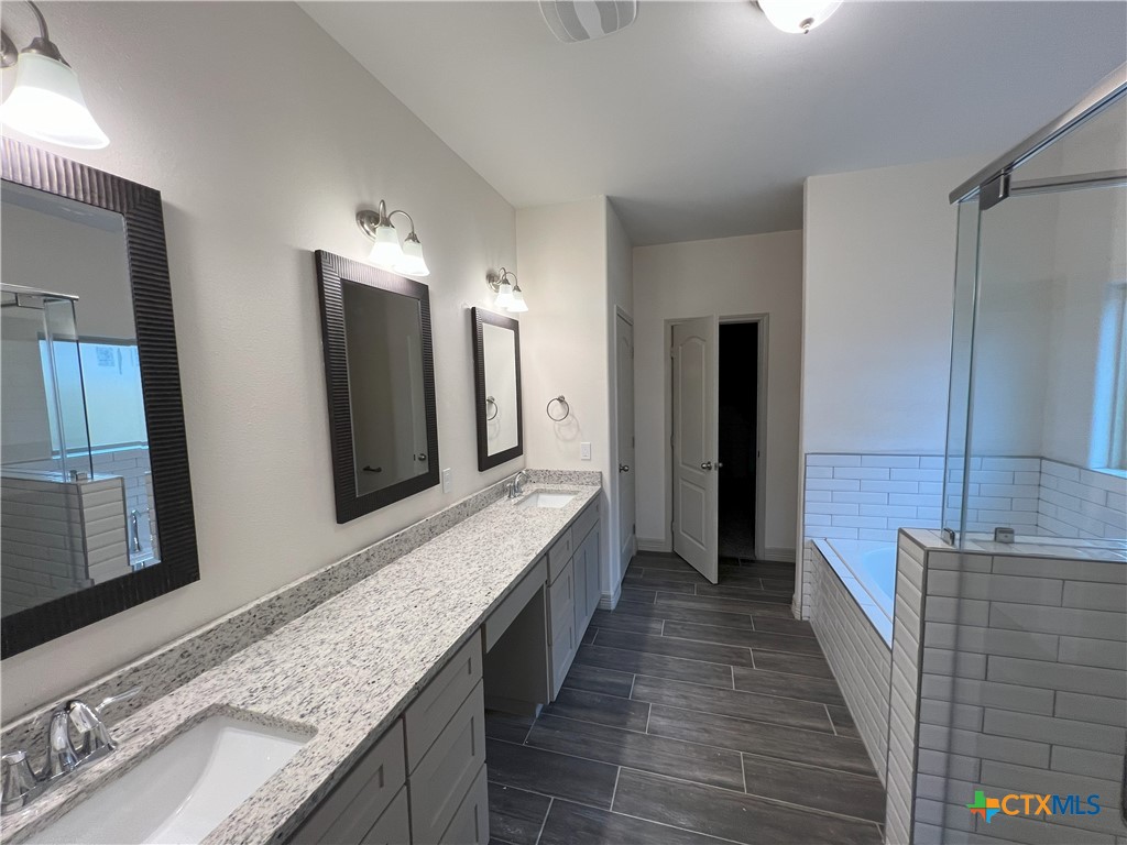 105 Giacomo Property Photo 10