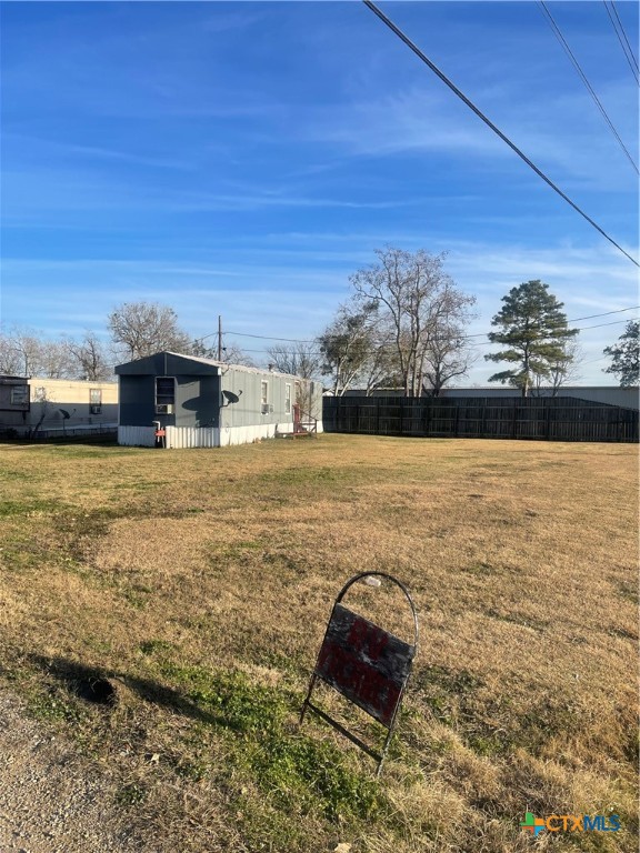 1615 State Highway 172 Property Photo 10