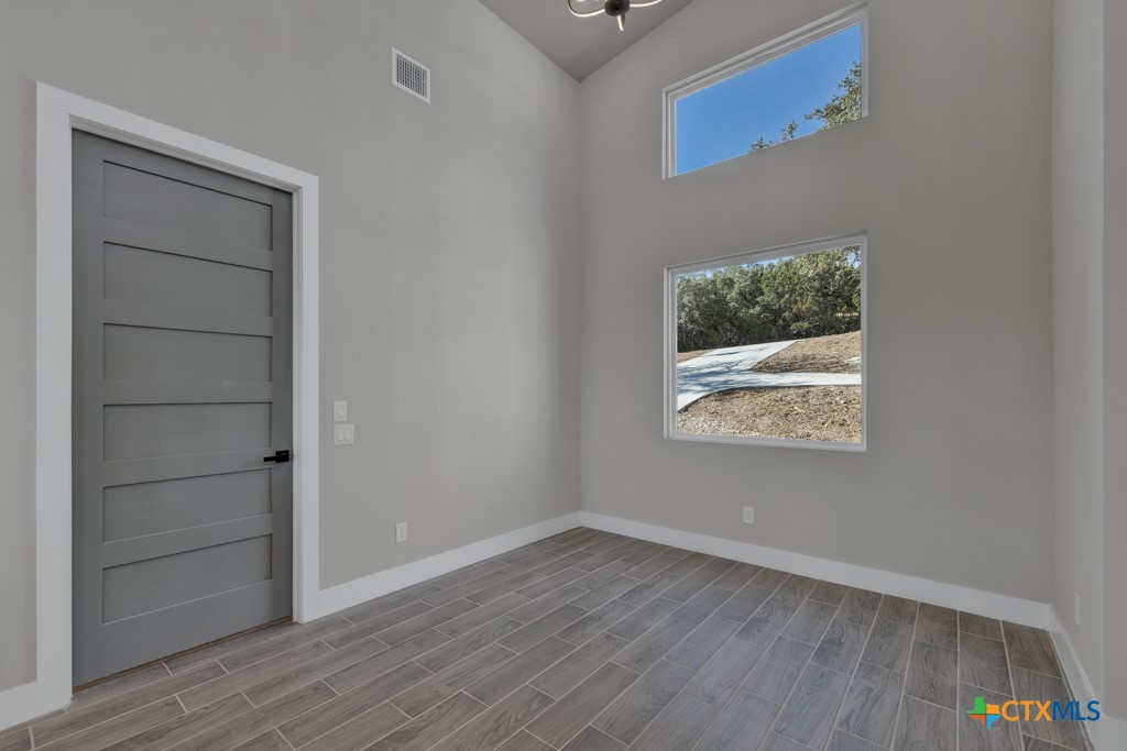 307 Lorne Road Property Photo 15