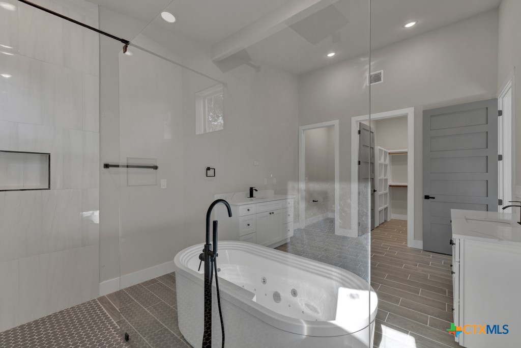 307 Lorne Road Property Photo 30