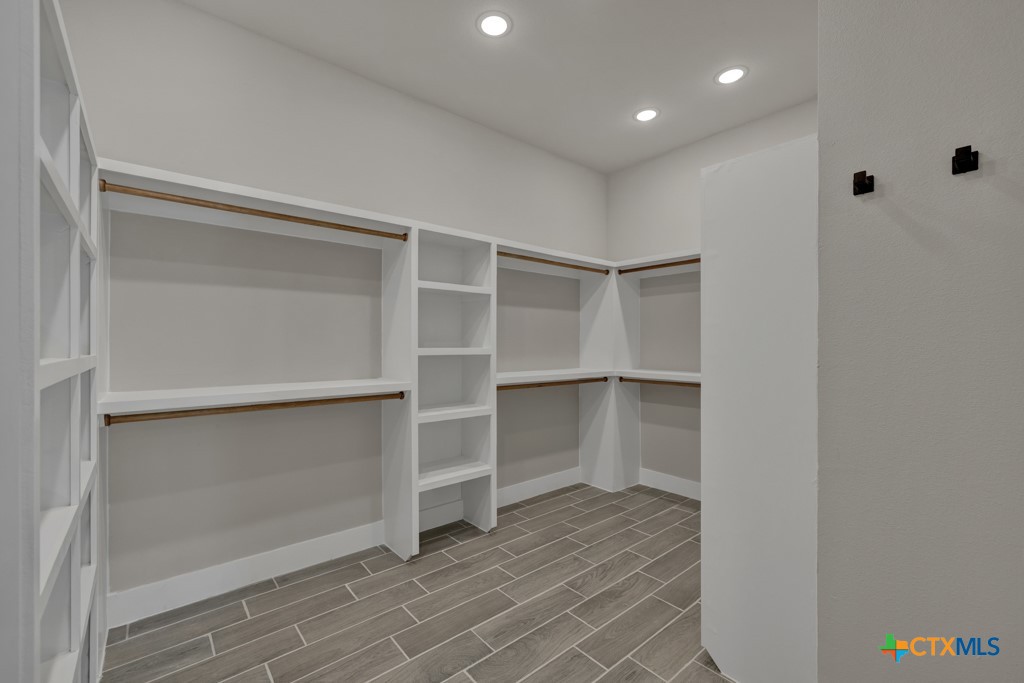 307 Lorne Road Property Photo 32