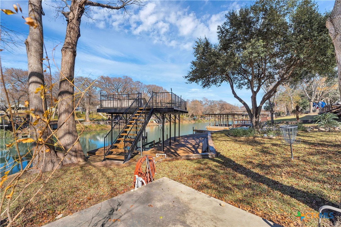514 Woodlake Drive Property Photo 4