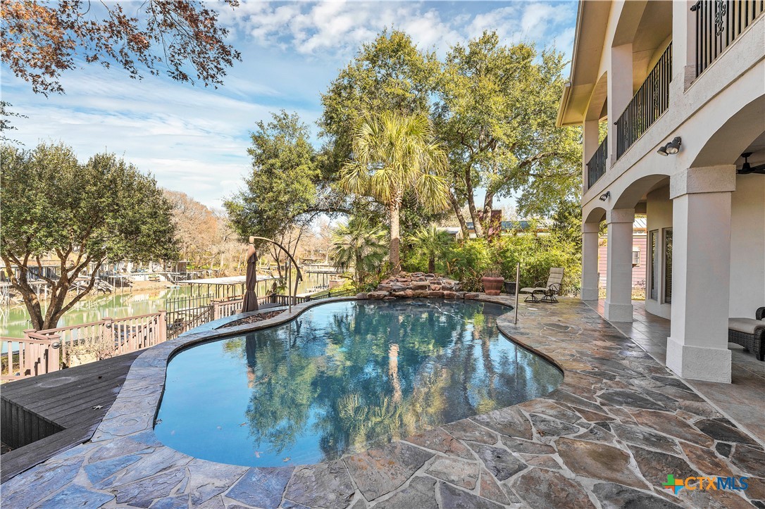 514 Woodlake Drive Property Photo 40
