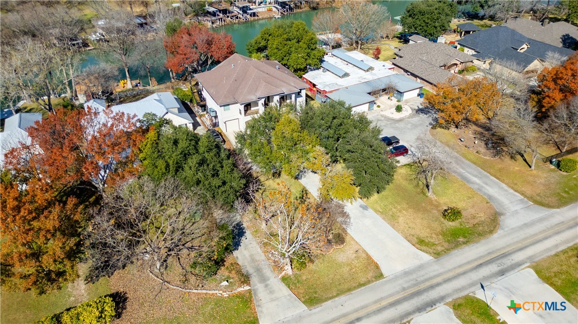 514 Woodlake Drive Property Photo 44