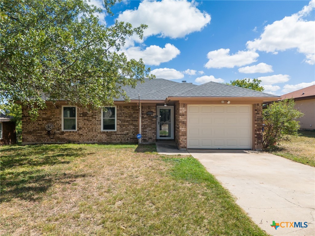 214 Spur Drive Property Photo 1