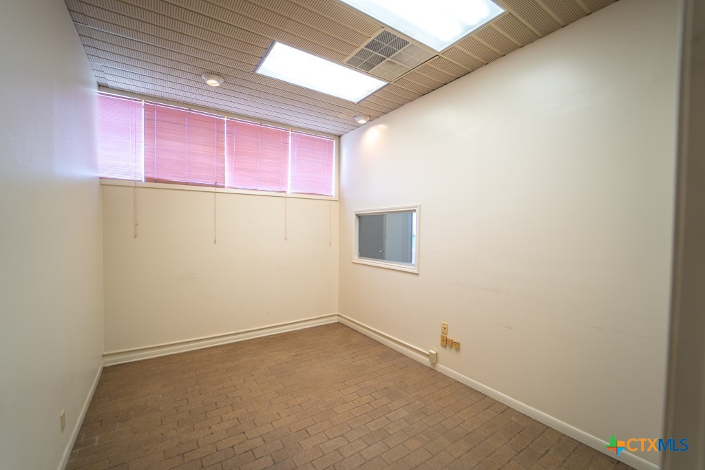 13002-13006 N Navarro Street Property Photo 10