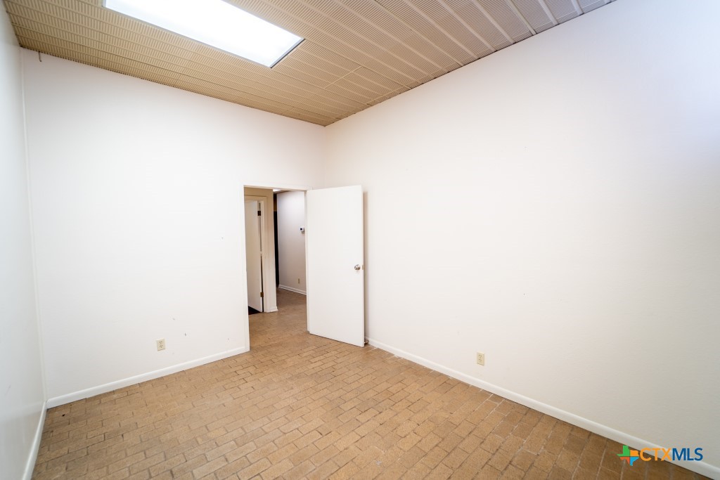13002-13006 N Navarro Street Property Photo 12