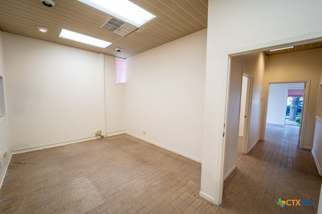 13002-13006 N Navarro Street Property Photo 33