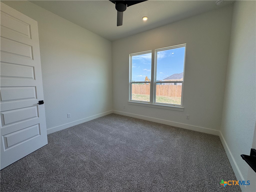 6806 Lacey Oaks Road Property Photo 16