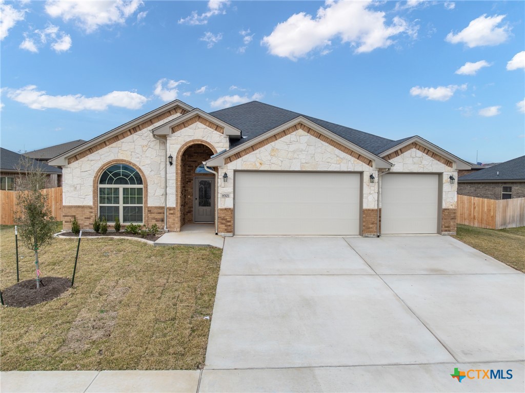 8501 Kasen Avenue Property Photo 1