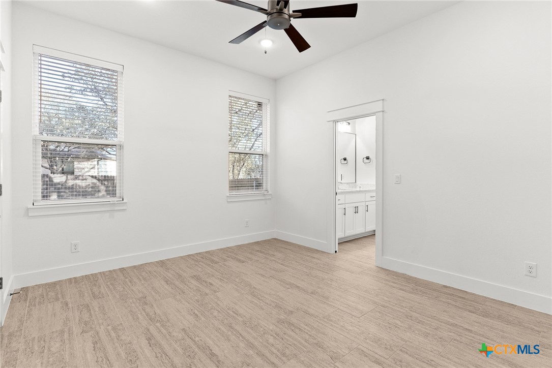 8439 Spring Creek Loop Property Photo 24