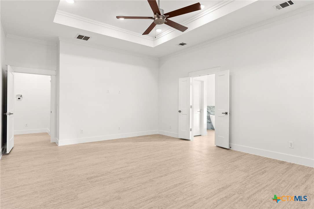 8439 Spring Creek Loop Property Photo 33